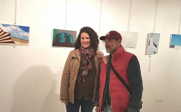 El Centro Municipal de Arte acoge una exposición fotográfica centrada en la arquitectura