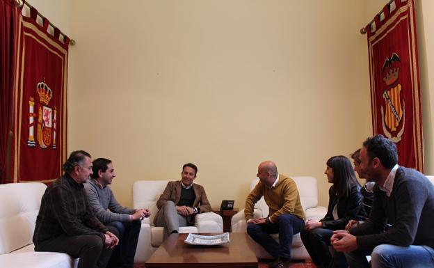Huércal-Overa y Lorca acuerdan trabajar en común para el beneficio de sus vecinos