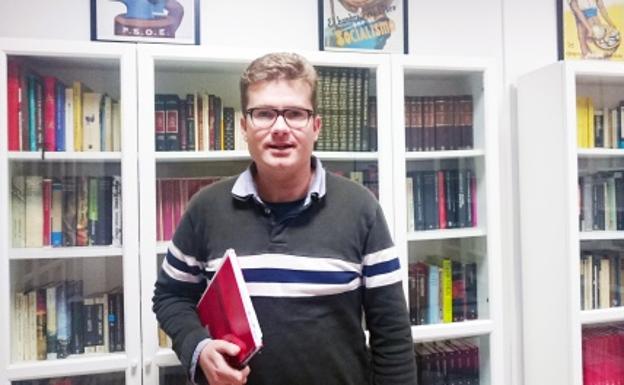 El PSOE de Mojácar abre al público una biblioteca en su sede de La Fuente