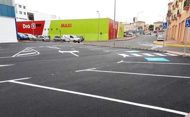 El nuevo aparcamiento público ya está abierto y cuenta con 115 plazas