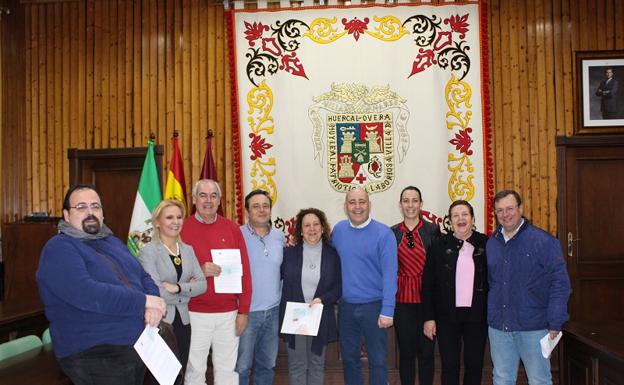 Las Hermandades y Cofradías de Huércal-Overa reciben una parte de sus subvenciones