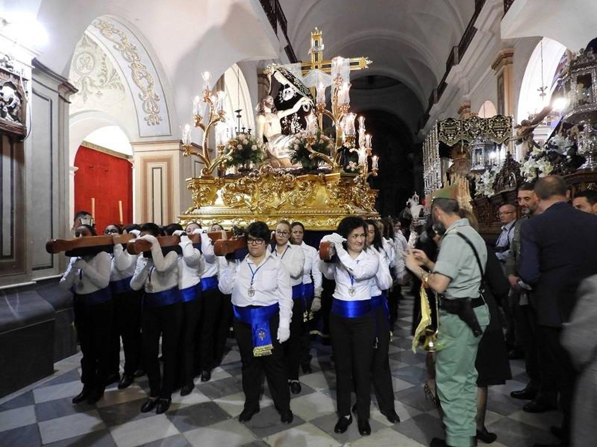 Emoción y sentimiento por la Virgen de las Angustias