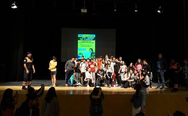 El 'Langui' encuentra valientes en Vera