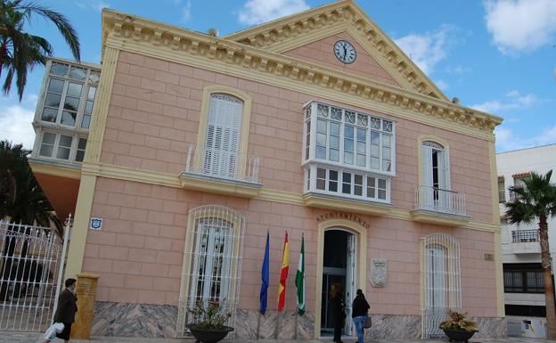 Carboneras anuncia la creación de más de 200 puestos de trabajo de cara al verano