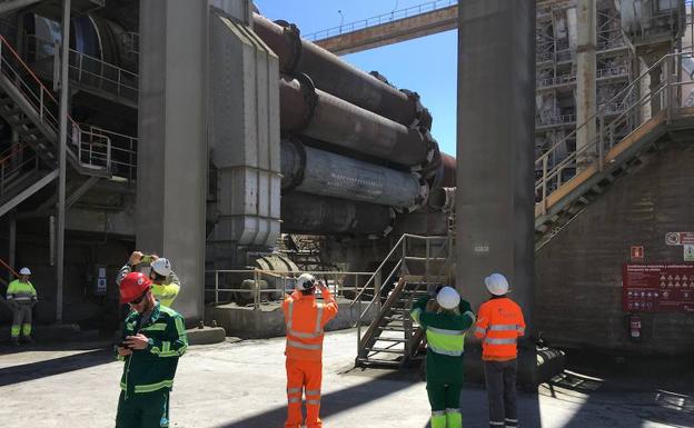La fábrica de Holcim en Carboneras, escogida como centro de formación de referencia a nivel europeo