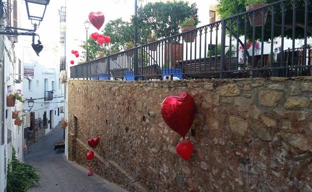 Mojácar prepara una noche romántica sin precedentes para rendirle culto al amor