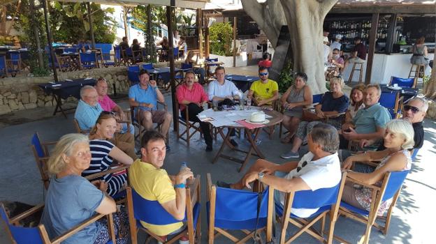La Junta apoya a los afectados por el proyecto del paseo marítimo de Mojácar