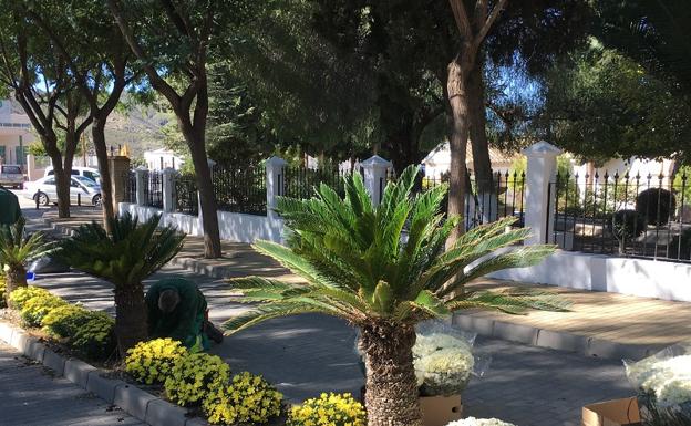 Huércal-Overa prepara los nueve cementerios de cara al Día de Todos los Santos