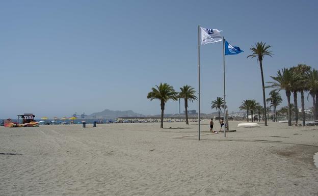 Las playas urbanas de Carboneras, acreditadas con la Q de Calidad Turística