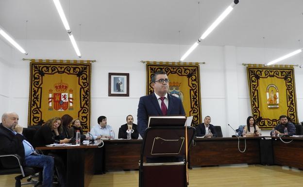 Felipe Cayuela confirma la ruptura con Gicar y se presentará a las municipales con otra formación
