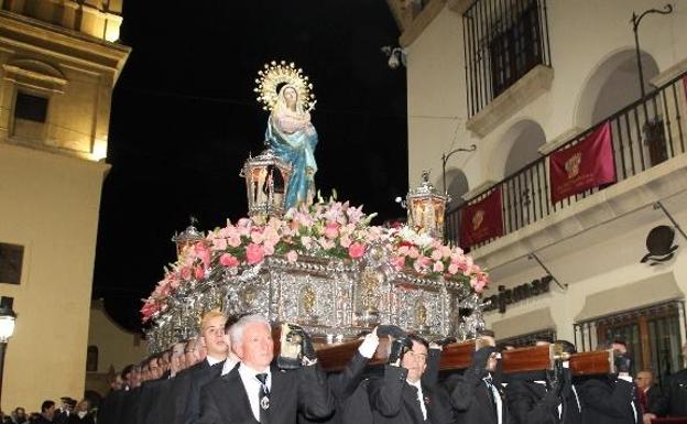 Huércal-Overa apuesta por realzar el encanto de sus calles en Semana Santa