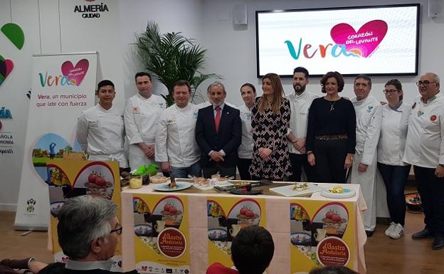 Los chefs de Gastro Andalucía rinden homenaje a Almería 2019 con una tapa