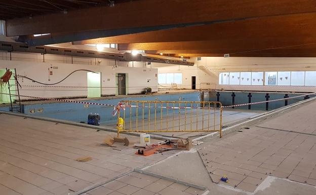 Comienzan las obras en la piscina cubierta de Cuevas del Almanzora