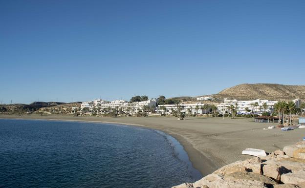 Carboneras recibe 76.000 euros para mejorar sus playas de cara al verano
