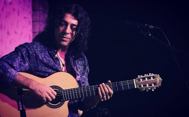 Javi Cantero: «Es una alegría tremenda y un privilegio actuar en Mojácar, a la orilla de la mar»