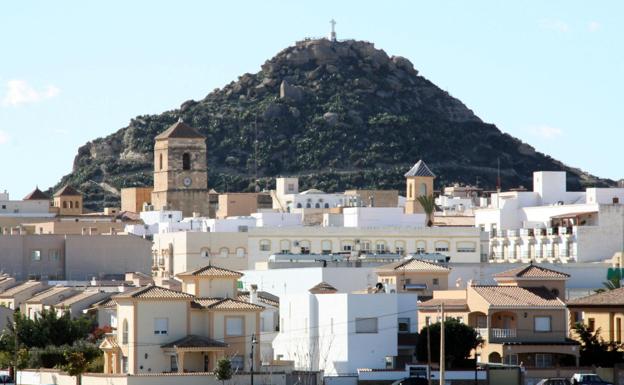 Vera establece un plan para el desarrollo del Cerro del Espíritu Santo