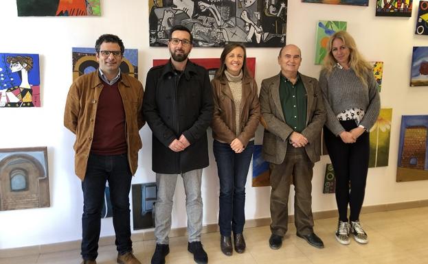La alcaldesa de Huércal-Overa visita las instalaciones del Centro de Día de FAISEM