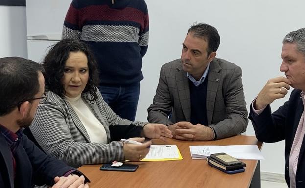 El Delegado de Salud visita los centros médicos de Antas y Los Gallardos