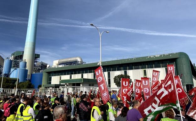 UGT pide una hoja de ruta ante el cierre de la central de Carboneras
