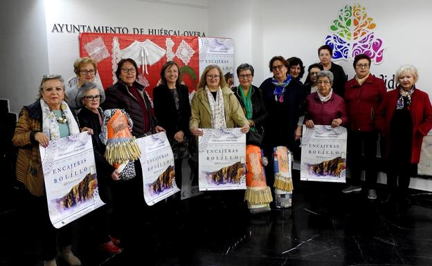 Huércal-Overa se prepara para el XII Encuentro de Encajeras de Bolillo