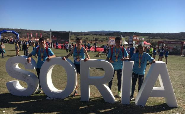 Atletas huercalenses triunfan en el Campeonato de España de Cross de clubes