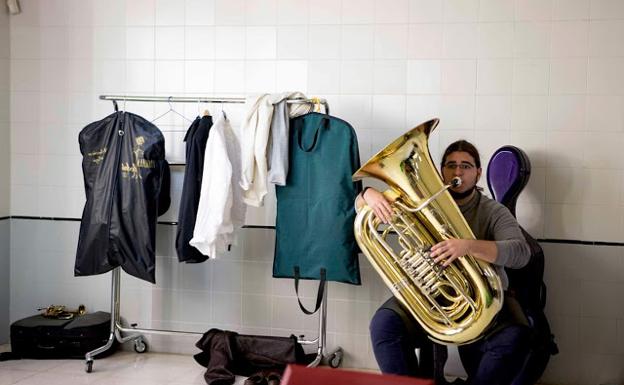 Félix Ismael Gallardo: «Actualmente compagino mis estudios entre Granada y Berlín»