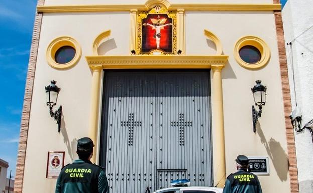 Difícil Jueves Santo para la Hermandad de San Juan de Vera