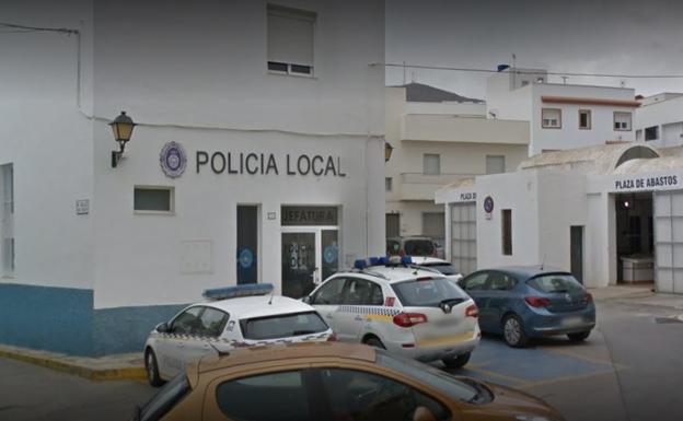Polémica por el cese del jefe de la Policía Local de Carboneras