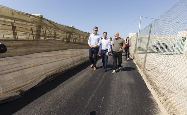 Diputación invierte más de 60.000 euros en la mejora de los caminos de Carboneras