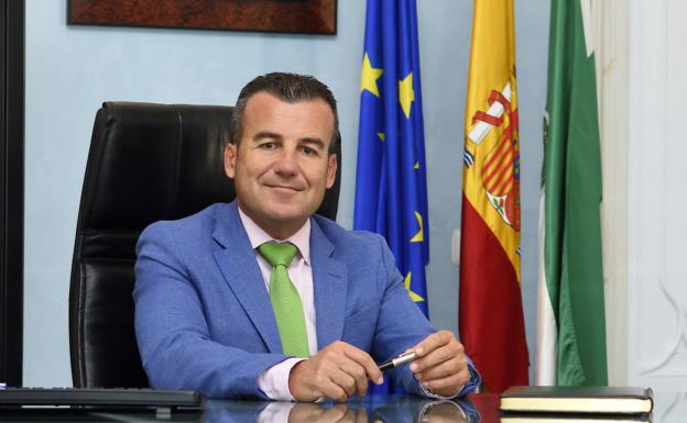 La Audiencia confirma el archivo de la causa al exalcalde de Carboneras por los contratos del conserje