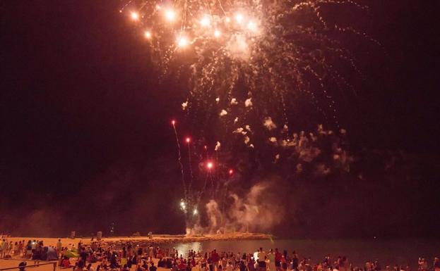 Los municipios del Levante acuerdan suspender la noche de San Juan en sus playas
