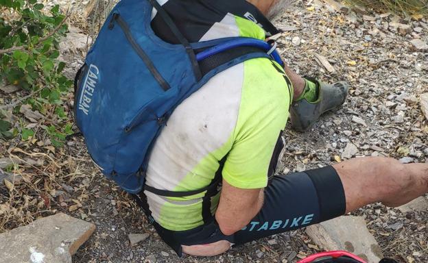 Rescatado en Mojácar un ciclista que permaneció varias horas semiinconsciente