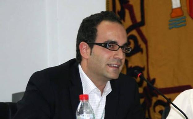«El cierre de la central tiene que acompasarse con formación y alternativas de empleo», dice Amérigo