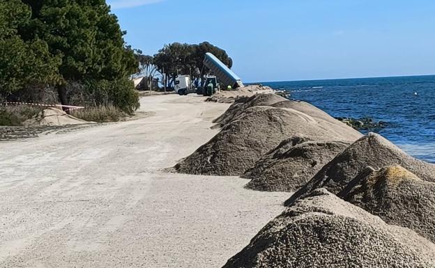 Costas regenera la playa de Palomares de cara a las expectativas turísticas