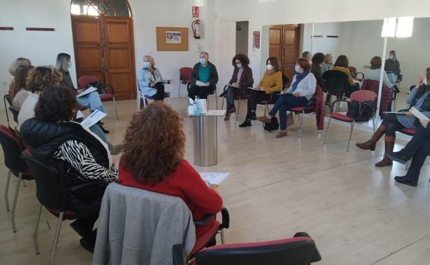 Huércal-Overa y las Asociaciones de mujeres coordinan las actividades del 8 de Marzo