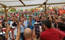 Sánchez apela al «orgullo rojo» del PSOE para ganar el 19J votando «en masa» a Espadas para que sea presidente