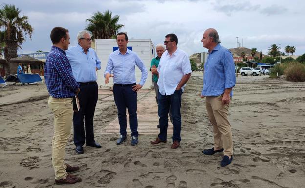 La Subdelegación anuncia dos espigones y aportación de arena para regenerar la playa nudista