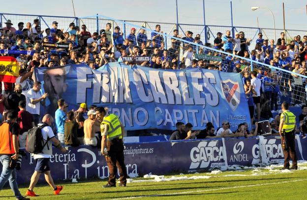 'Operación 3-0' con un Linarejos lleno