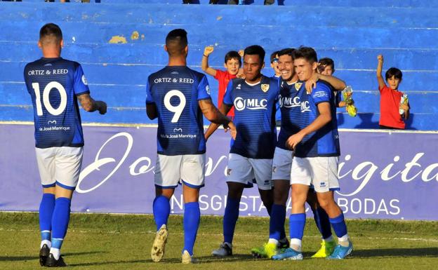 Isra y Aguilar hacen más líder al Linares