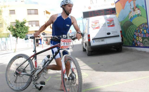 Abierto el plazo de inscripción para el V Triatlón Cross 'Villanueva Mesía-Huétor Tájar'