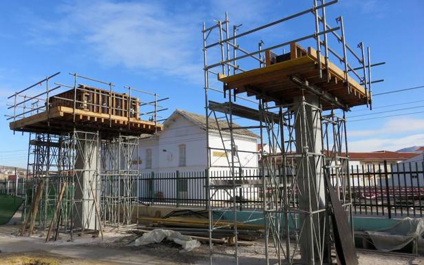 'AVE sí pero no así' denuncia que ningún tren en pruebas ha vuelto a pasar por Loja