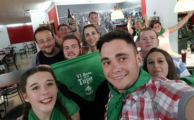 Jóvenes de Puerto Lope organizan por séptimo año su ruta de tapeo tradicional