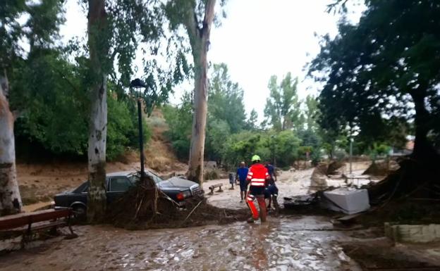 «Pelos de punta viendo cómo está Riofrío»: los granadinos comentan la riada en las redes