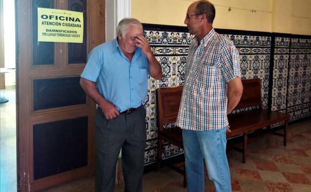 Decenas de familias y hosteleros de Riofrío buscan ayuda para amortiguar las pérdidas tras la riada