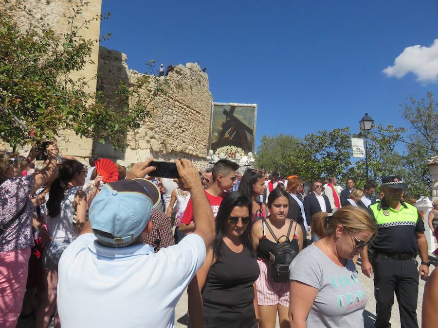 Devoción en la centenaria romería de Moclín