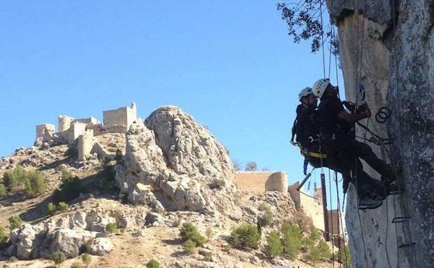 Moclín muestra en Fitur sus singulares rutas patrimoniales y naturales