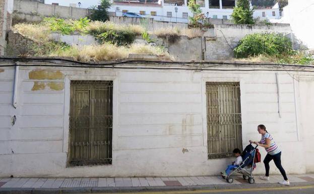 Loja tomará «medidas» para que los propietarios actúen en sus edificios del casco histórico