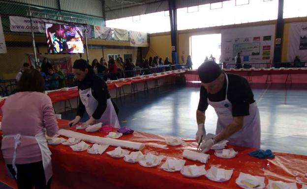 Más de 1.500 personas colaboran con el 'Súper Rosco de Loja'