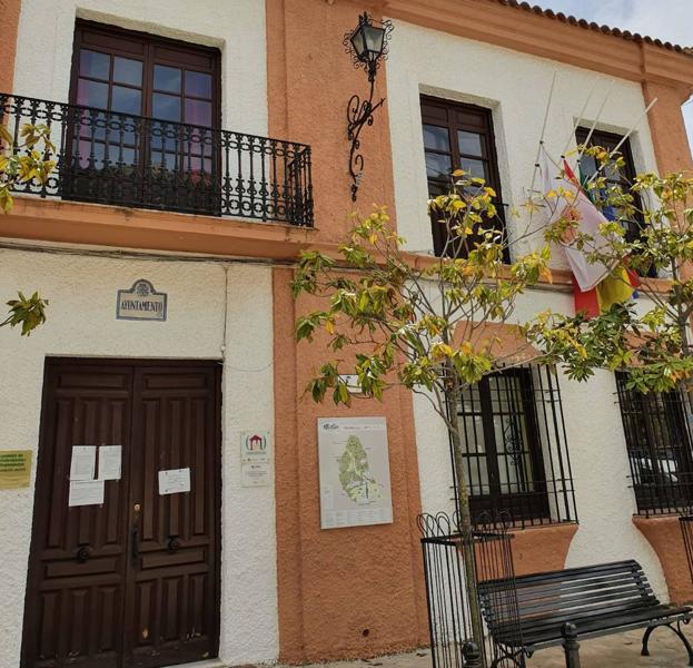 El Ayuntamiento de Moclín no cobrará impuestos a autónomos y empresas afectados por la pandemia
