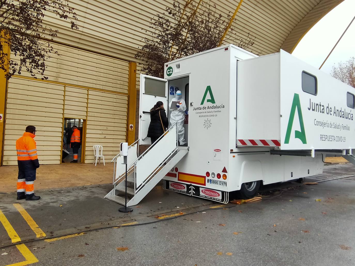 Más de 750 lojeños, los primeros de Granada en usar la unidad móvil de cribados